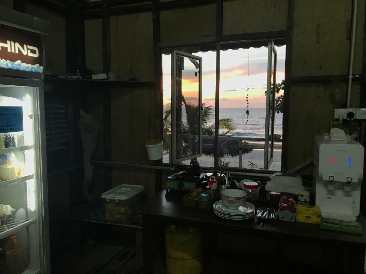 Nagapuri Hotel Kuala Penyu Buitenkant foto